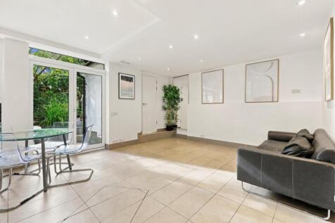 Garden Flat, Highgate, N6