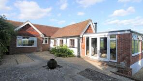 Crosby Farm Cottage, Lyons Road, Slinfold RH13 0RX