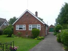 Stonelea, Tetney Lock Road, Grimsby DN36 5UW