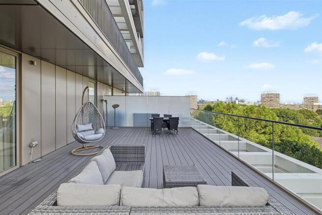 To Let - 1 Bedroom - Coda Residences SW11 3JD-No W