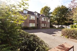 9, 55 Talbot Court, Talbot Avenue, Bournemouth BH3 7HT