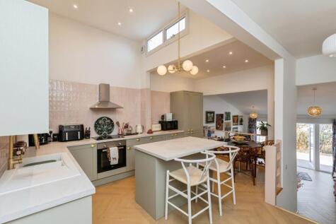Park View, Kingswood, Bristol, BS15