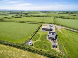 High View, B3254 Between Rhude Cross And Chapel Street, Grimscott, Bude EX23 9LN