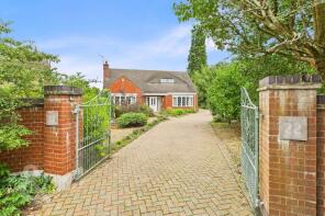 22, Heath Road, Norwich NR13 5BQ