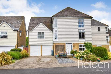 Heybridge & Maldon Outskirts - Waterside Location