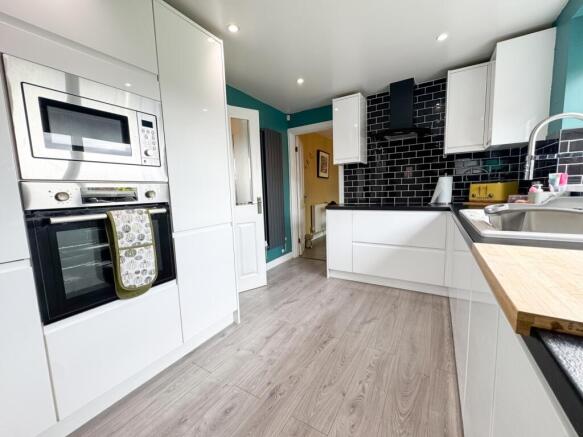 Ludlow EweMove Redcar-12