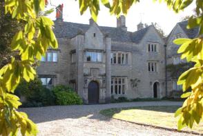 2, Coln Manor, Coln St. Aldwyns, Coln St Aldwyns GL7 5AD