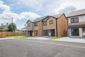 4, Lon Yr Eglwys, Rhewl, Ruthin LL15 1TJ