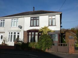19, The Crescent, Crynant SA10 8RT