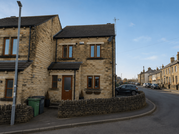 4 Bedroom Semi-Detached for Rent