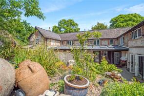 2, Little Hewish Cottages, Milborne Road, Milton Abbas DT11 0DP