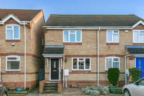 8, Argent Close, Egham TW20 8XB