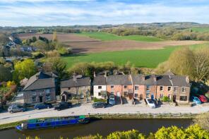 4, Canal Bank, Appley Bridge WN6 9AW