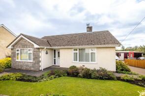 Dare-n-dor, High Street, Aylburton GL15 6DE