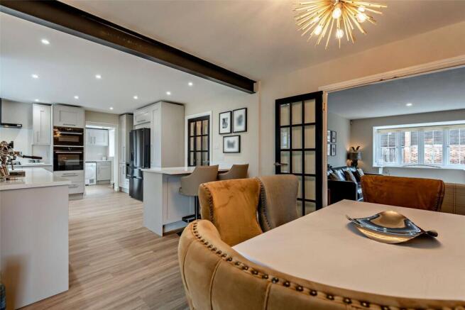 Kitchen/Dining