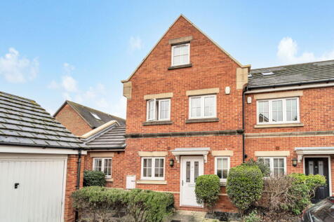 Derisley Close, Byfleet, KT14