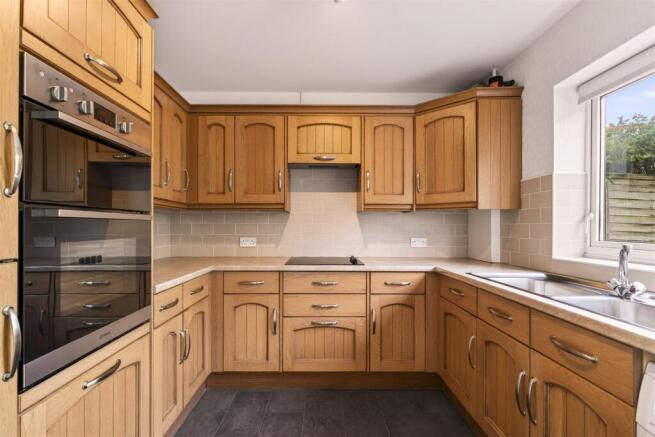 For Sale by Aspire Residential | Singleton Crescen