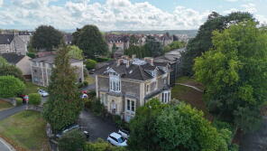 6, 1 Severnleigh House, Stoke Hill, Stoke Bishop, Bristol BS9 1JE