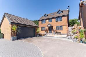 9, Dorallt Way, Henllys, Cwmbran NP44 6HW