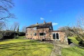 2, Henbury Rise, Henbury SK11 9NW