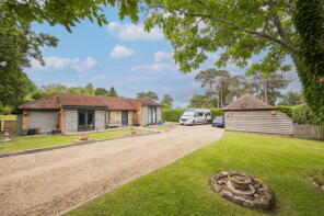 Oaks Barn, Argos Hill Lane, Mayfield TN20 6NQ