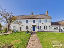 Flat 2, 53 Dovetons, Long Street, Taunton TA4 4QY