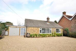 Brandywell, Handcross Road, Horsham RH13 6NU
