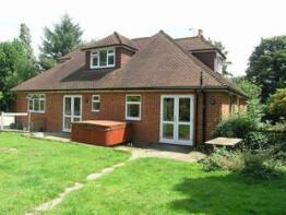 Sunnyglen, Linford Road, Ringwood BH24 3HZ