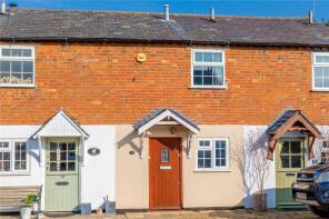 16, Winslow Road, Buckingham MK18 3NJ