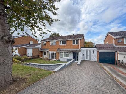 Clockburnsyde Close, Whickham, Newcastle upon Tyne