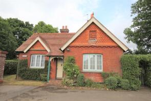 The Lodge, Foxhunt Green, Heathfield TN21 0RX