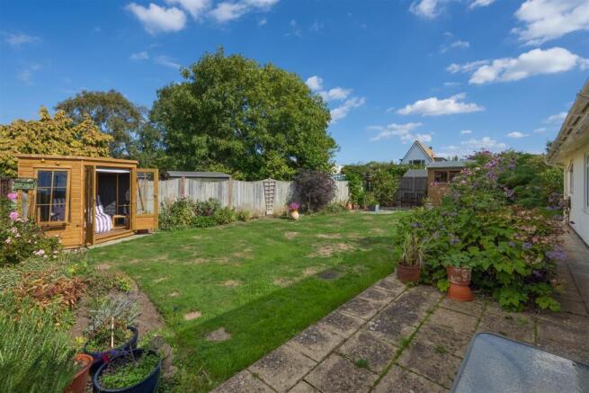 Woodvale Avenue, Chestfield, Whitstable