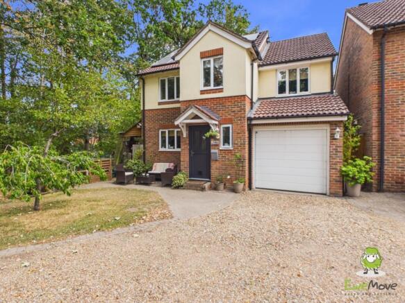 EweMove Estate Agents Basingstoke - Clere Gardens