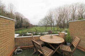 32, Lucas Place, Woughton On The Green, Milton Keynes MK6 3BZ