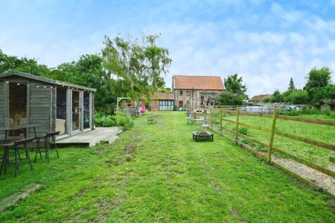 School Road, St. Johns Fen End, Wisbech, Norfolk, PE14