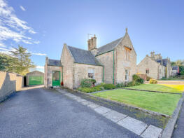 2, Ivy Cottage, From A905 Through Dunmore, Falkirk FK2 8LY