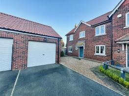 3, Blacksmiths Court, Cliffe, Selby YO8 6RT