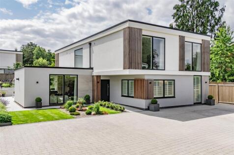 Sycamore Lodge - 2b Sandiway Park, Hartford, Cheshire, CW8 2AS