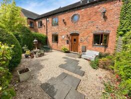 9, Birches Farm Mews, Madeley, Crewe CW3 9TE