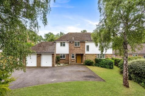 Azalea Close, Storrington, RH20