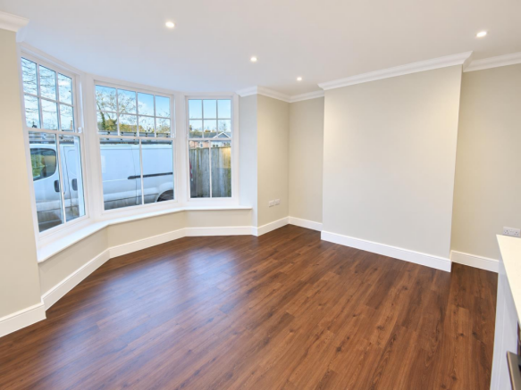 LIVING ROOM.png