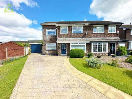 Captain Lees Road, Westhoughton, BL5 3UB