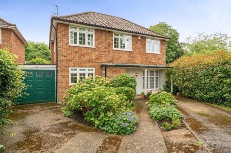Daneswood Close, Weybridge, Surrey, KT13
