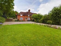 2, Flowers Farm Cottages, Road Known As Theale Road, Tidmarsh, Reading RG8 8EU