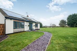 Greenacre, Benacre Road, Beccles NR34 7LF