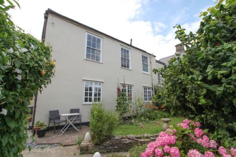 Sodbury Road, Wickwar, GL12