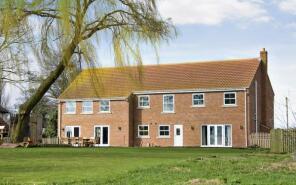 Birch Grove, Haddlesey Road, Birkin, Knottingley WF11 9LN