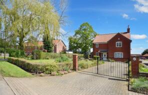 25, The Street, North Lopham IP22 2NB