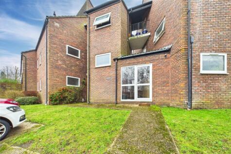Northcott, Bracknell, Berkshire, RG12