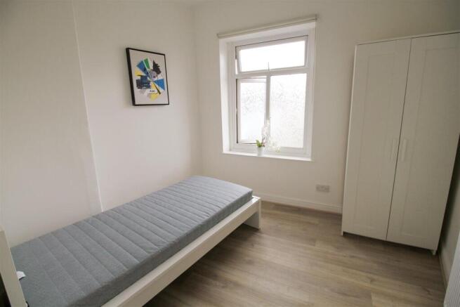 Room 5.jpg